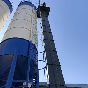 výťah s oceľovým lanom a lopatkami